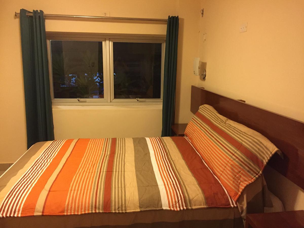Tariri Hotel Пукальпа Екстер'єр фото