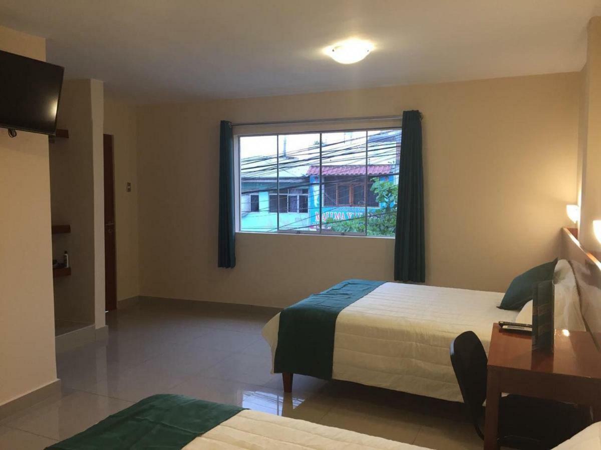 Tariri Hotel Пукальпа Екстер'єр фото